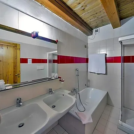 Hotell Costa Degli Ulivi